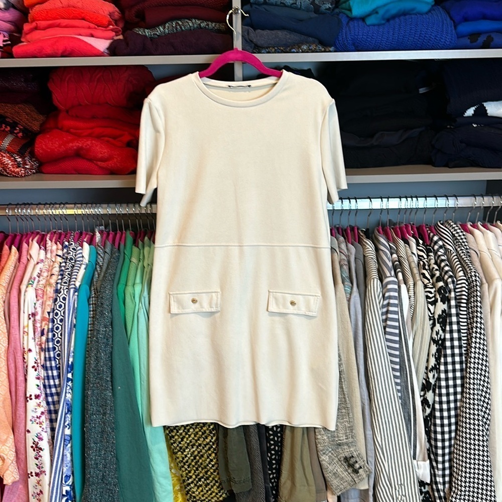 Zara cream short sleeve crew neck dress size M
